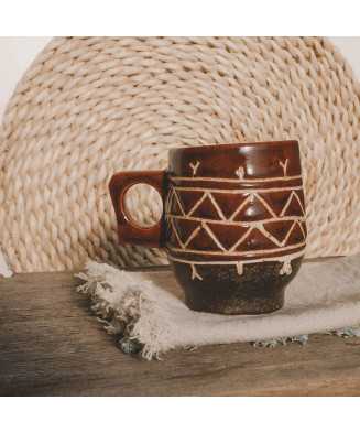 Czerwona Rustykalna Filiżanka Inuit Etno 250 ml Jira Ceramics