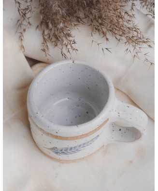 White Native American Feather Mug 240ml - Jira Ceramics