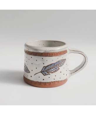Biały Kubek Indiański Szamański z Piórem 200ml - Jira Ceramics